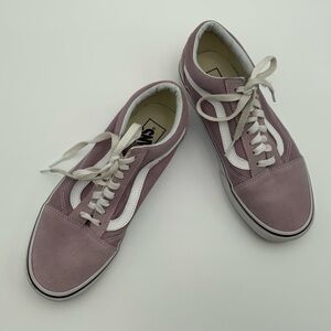 US M 6.5/W 8 UK 5.5 EUR 38.5 VANs Off The Wall Old Skool Lavender Suede Sneakers